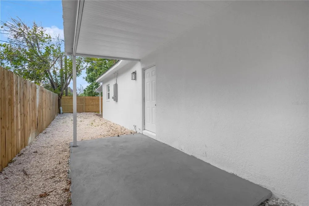3243 6TH AVENUE S St Petersburg, FL 33712