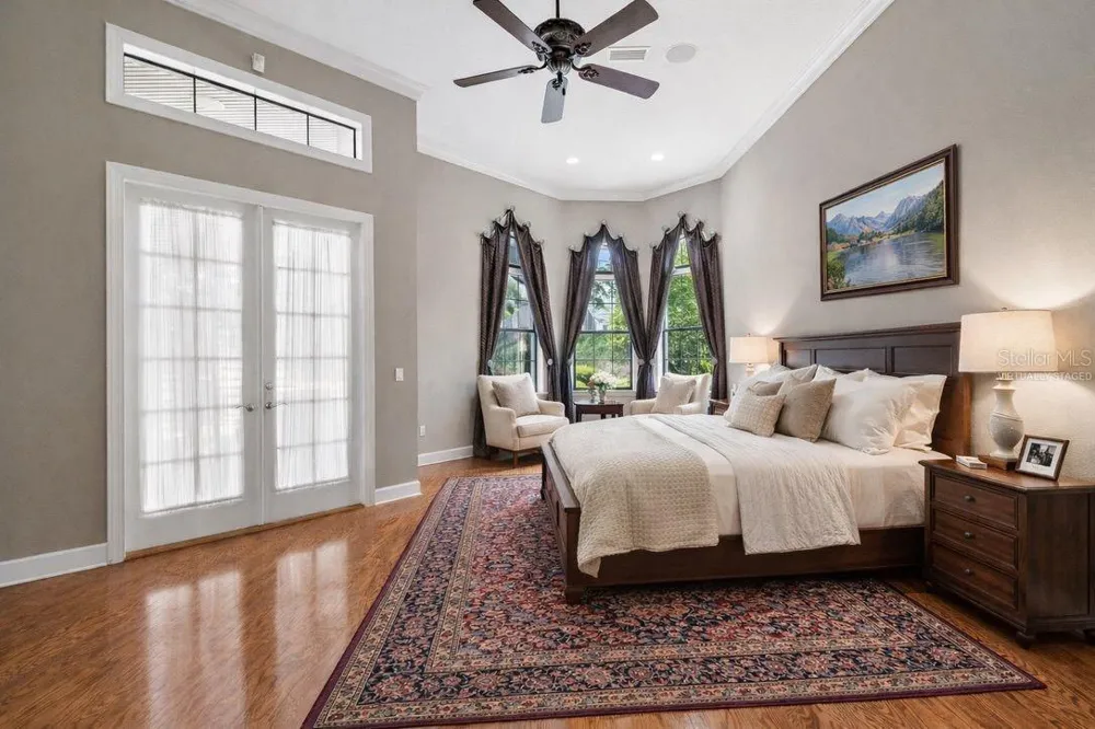 702 BERROCALES DE AVILA Tampa, FL 33613