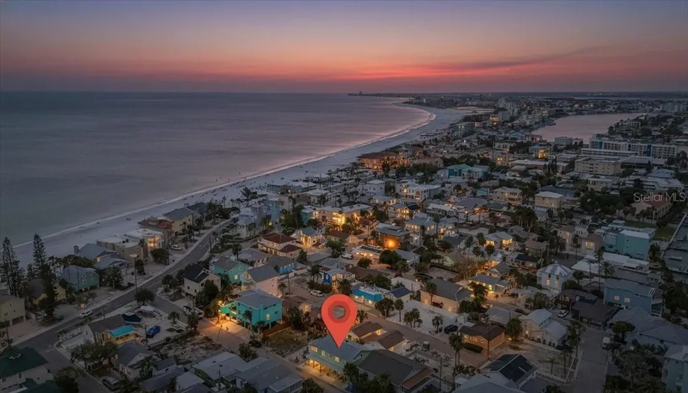 130 86TH TERRACE Treasure Island, FL 33706