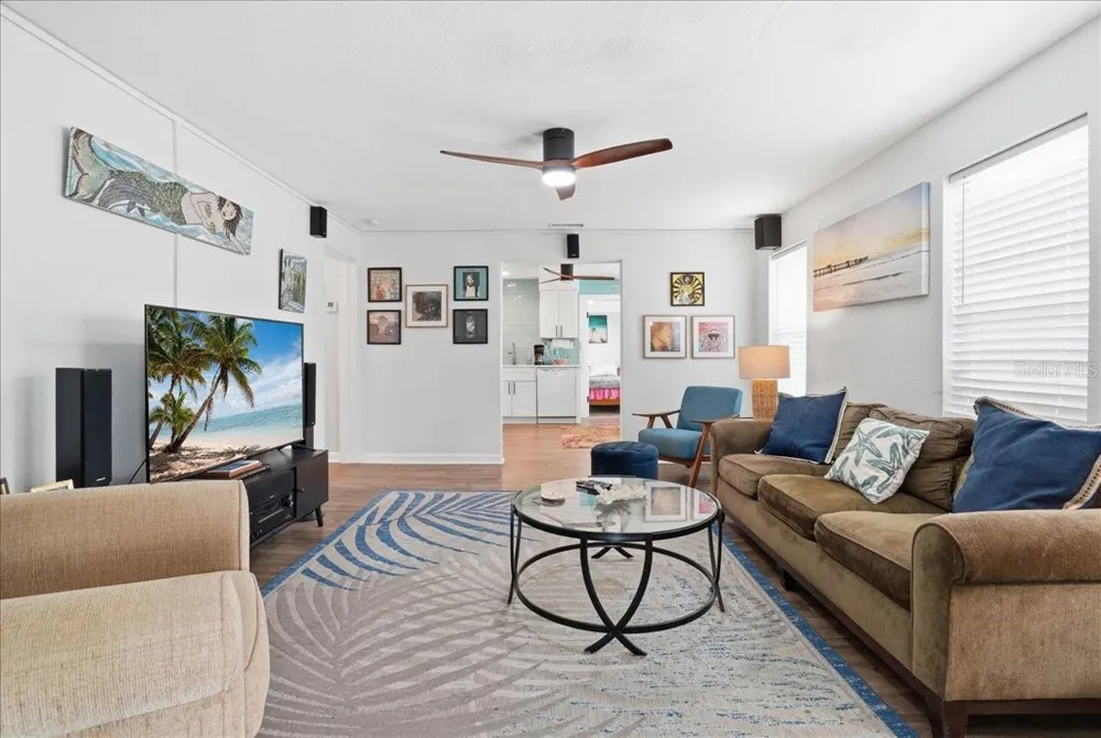 130 86TH TERRACE Treasure Island, FL 33706
