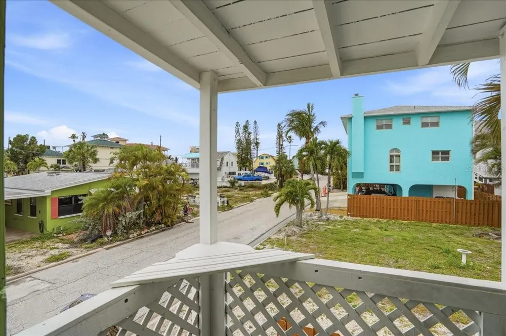 130 86TH TERRACE Treasure Island, FL 33706