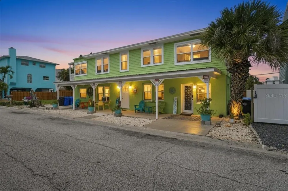130 86TH TERRACE Treasure Island, FL 33706