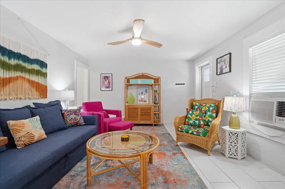 130 86TH TERRACE Treasure Island, FL 33706