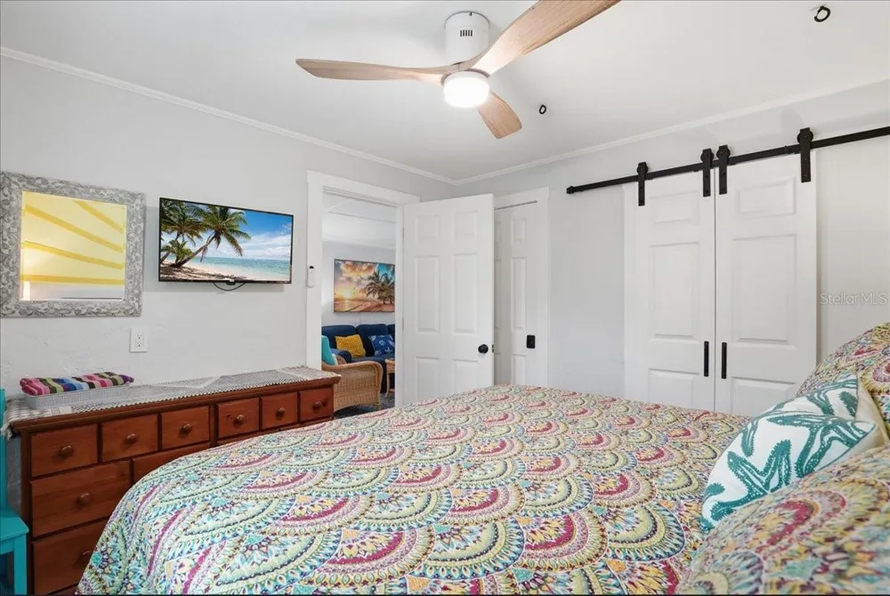 130 86TH TERRACE Treasure Island, FL 33706
