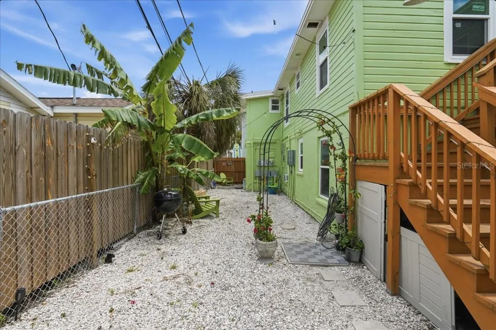 130 86TH TERRACE Treasure Island, FL 33706