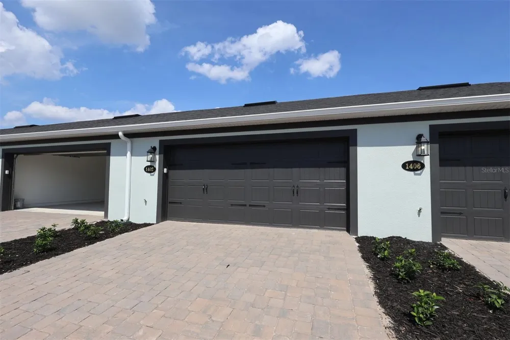 1402 MOUNT ROYAL DRIVE St Cloud, FL 34771