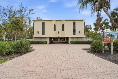 5611 GULF OF MEXICO DRIVE #3
