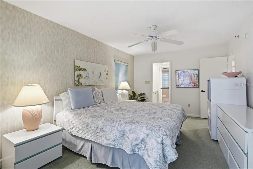 5611 GULF OF MEXICO DRIVE #3 Longboat Key, FL 34228