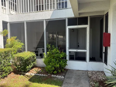 857 SE MAYO DRIVE #102