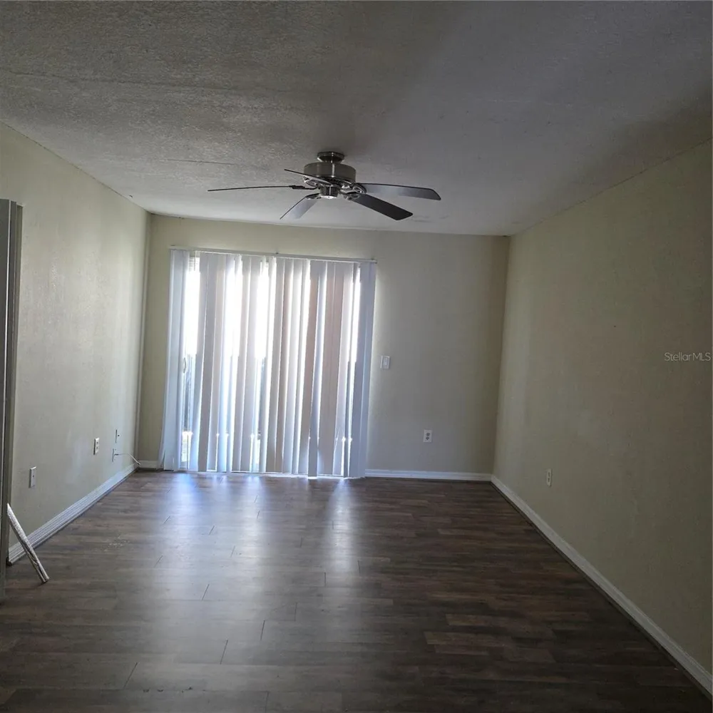 922 LAKE DESTINY ROAD #F Altamonte Springs, FL 32714