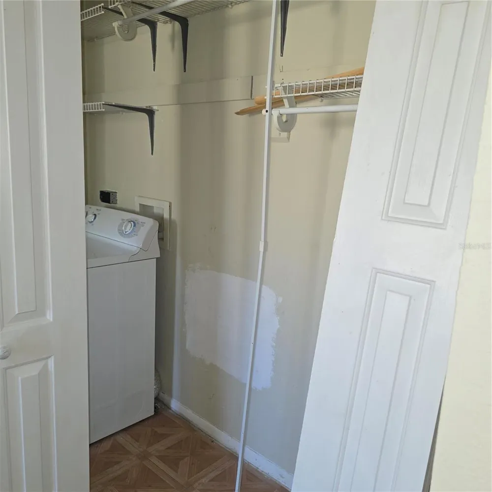 922 LAKE DESTINY ROAD #F Altamonte Springs, FL 32714
