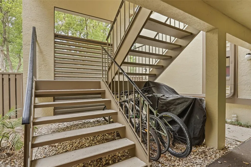 130 WOODLAKE WYNDE #130 Oldsmar, FL 34677