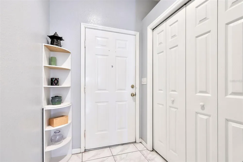 6400 46TH AVENUE #71 Kenneth City, FL 33709