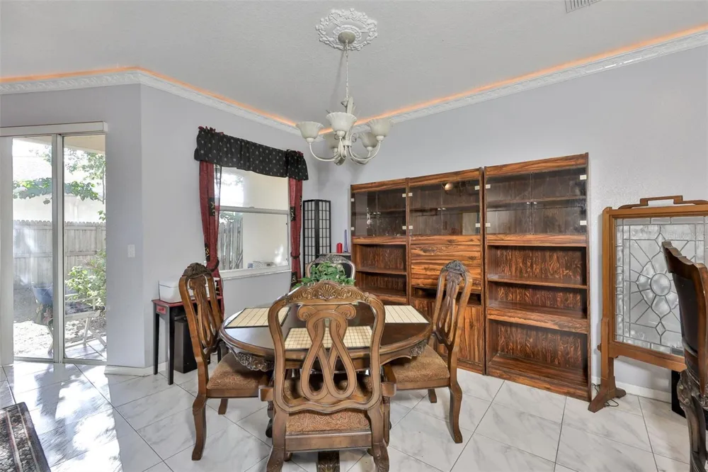 6400 46TH AVENUE #71 Kenneth City, FL 33709