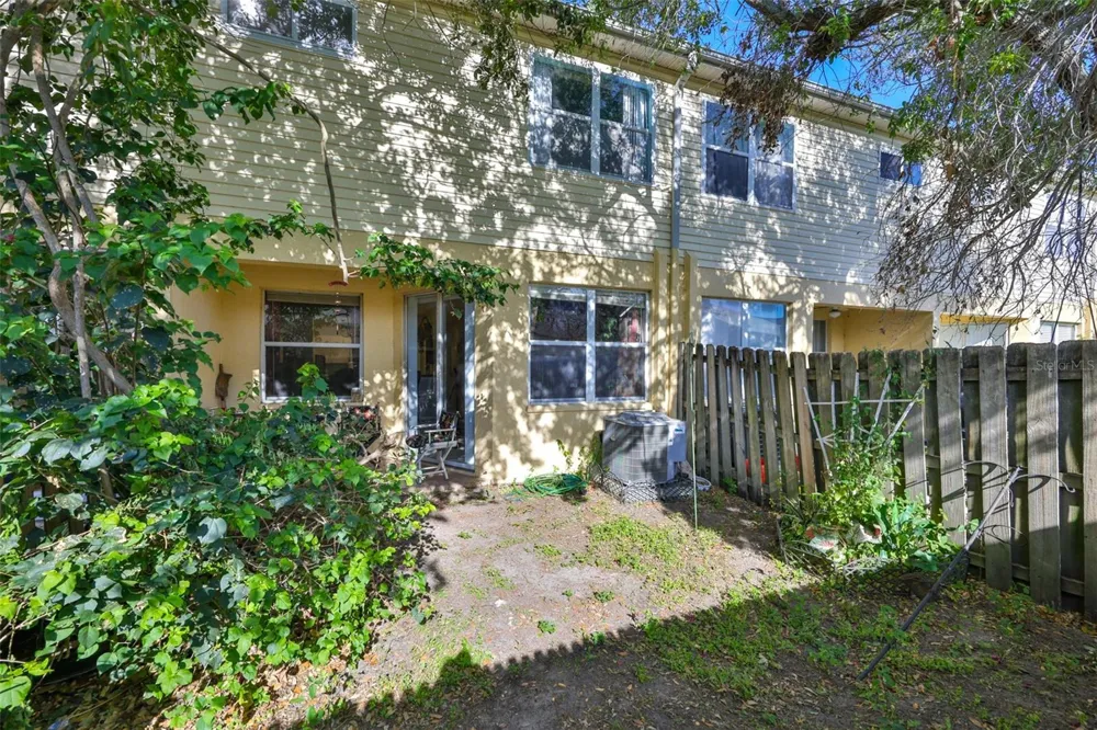 6400 46TH AVENUE #71 Kenneth City, FL 33709
