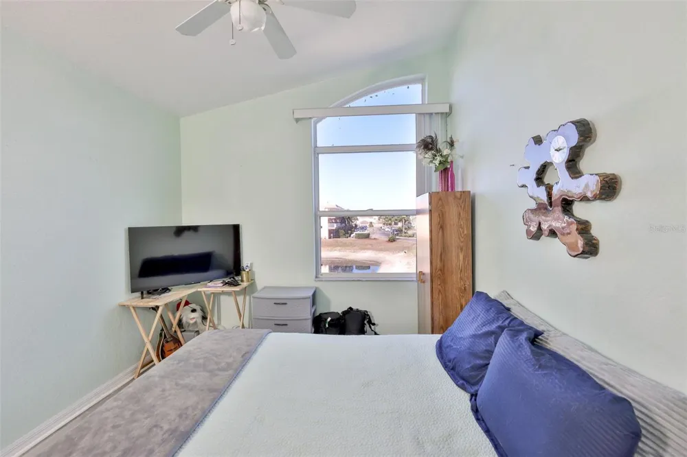 6400 46TH AVENUE #71 Kenneth City, FL 33709