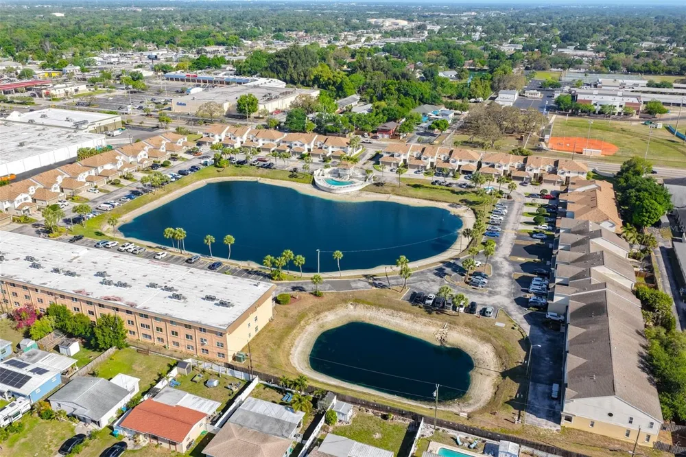 6400 46TH AVENUE #71 Kenneth City, FL 33709