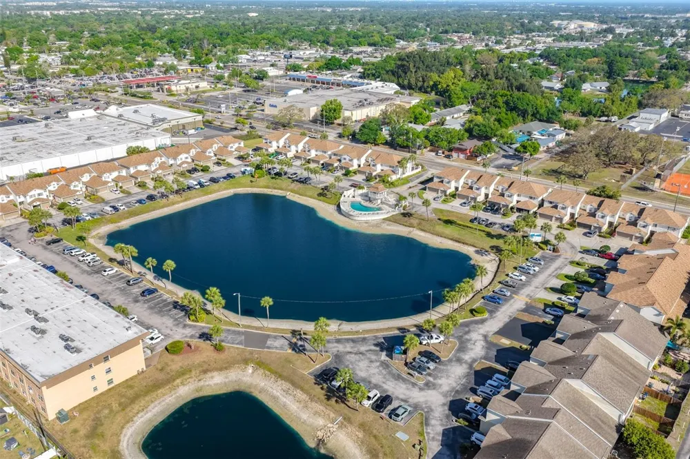 6400 46TH AVENUE #71 Kenneth City, FL 33709