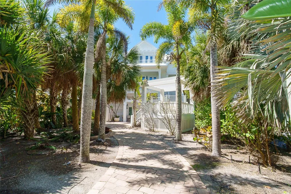 7320 PALM ISLAND DRIVE Placida, FL 33946
