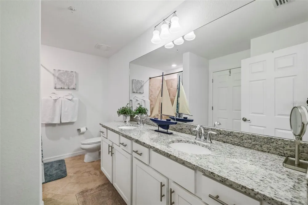 14091 HERITAGE LANDING BOULEVARD #121 Punta Gorda, FL 33955
