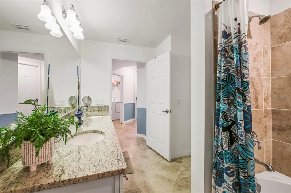 14091 HERITAGE LANDING BOULEVARD #121 Punta Gorda, FL 33955