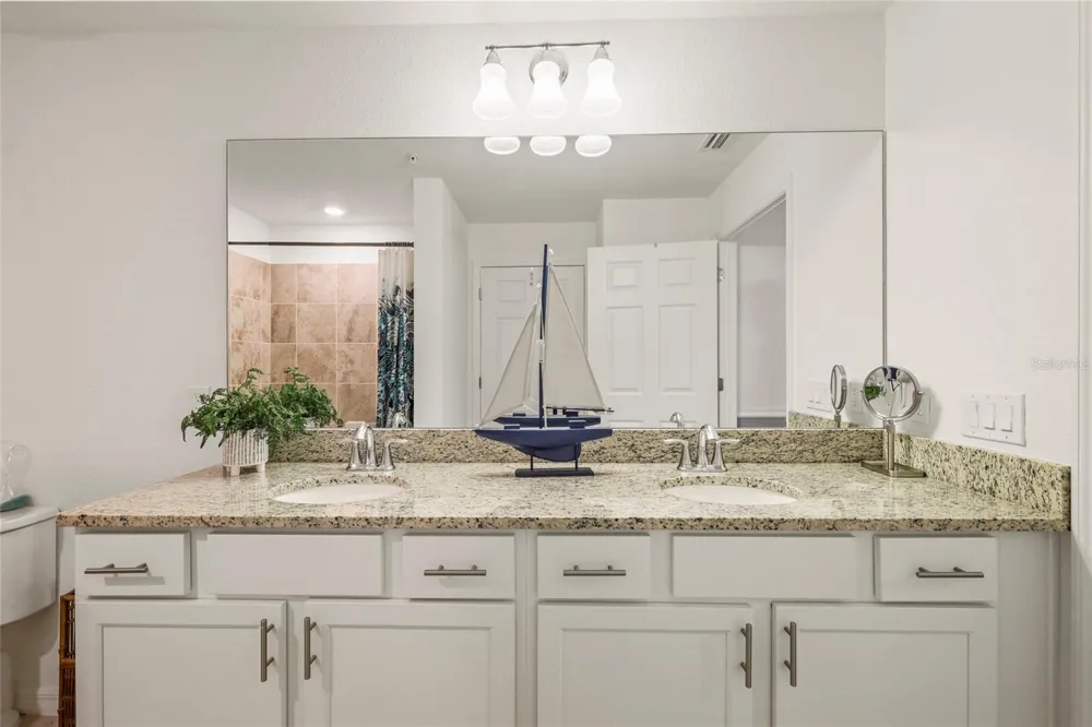 14091 HERITAGE LANDING BOULEVARD #121 Punta Gorda, FL 33955