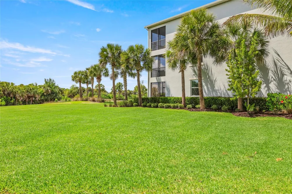 14091 HERITAGE LANDING BOULEVARD #121 Punta Gorda, FL 33955