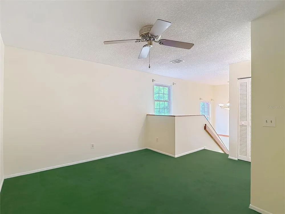 16851 LE CLARE SHORES DRIVE Tampa, FL 33624