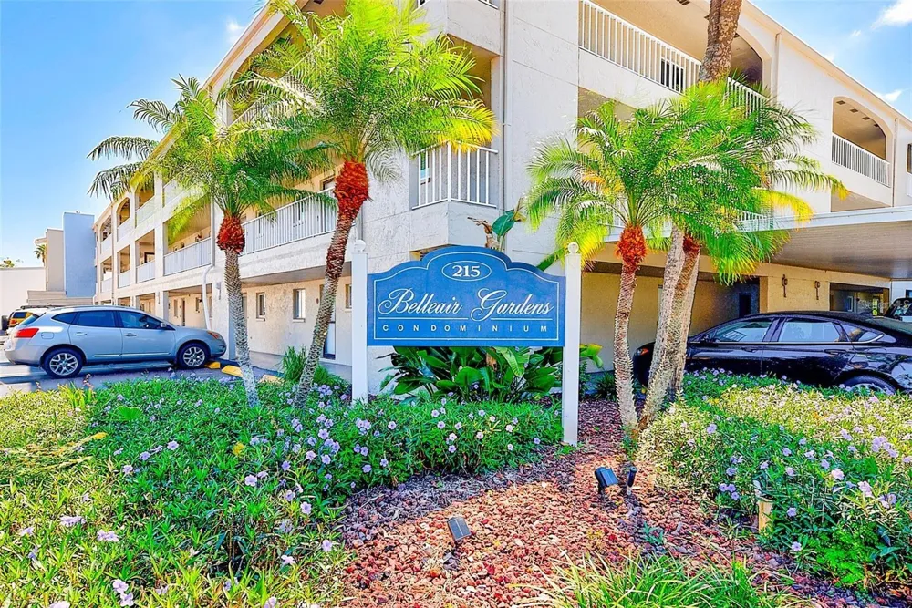 215 VALENCIA BOULEVARD #213 Largo, FL 33770