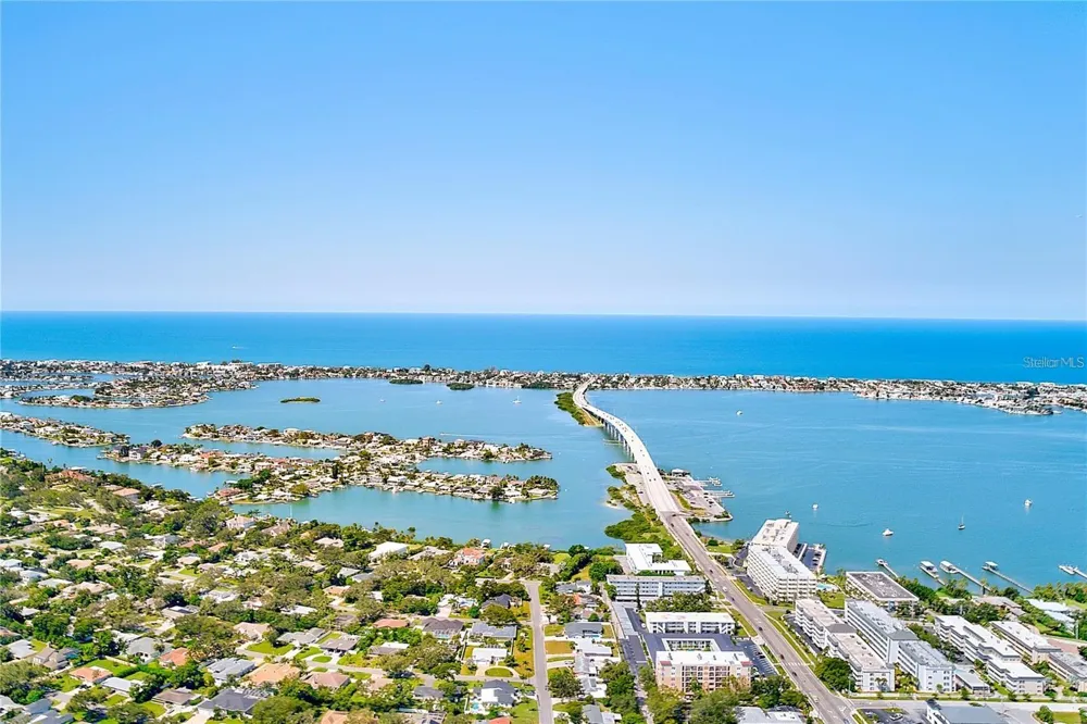 215 VALENCIA BOULEVARD #213 Largo, FL 33770