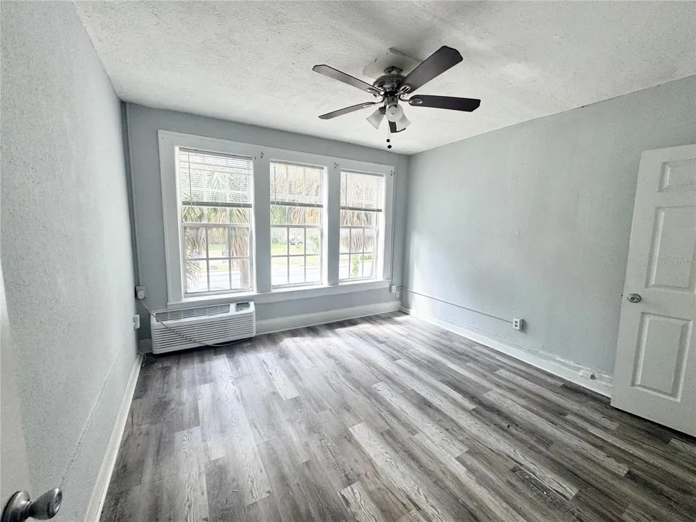 704 CORDOVA DRIVE #7 Orlando, FL 32804