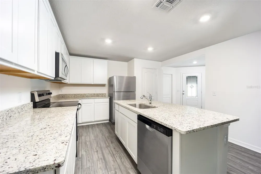3180 SEVILLE STREET Lake Alfred, FL 33850