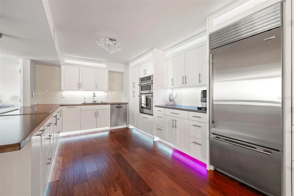 500 TREASURE ISLAND CAUSEWAY #308 Treasure Island, FL 33706