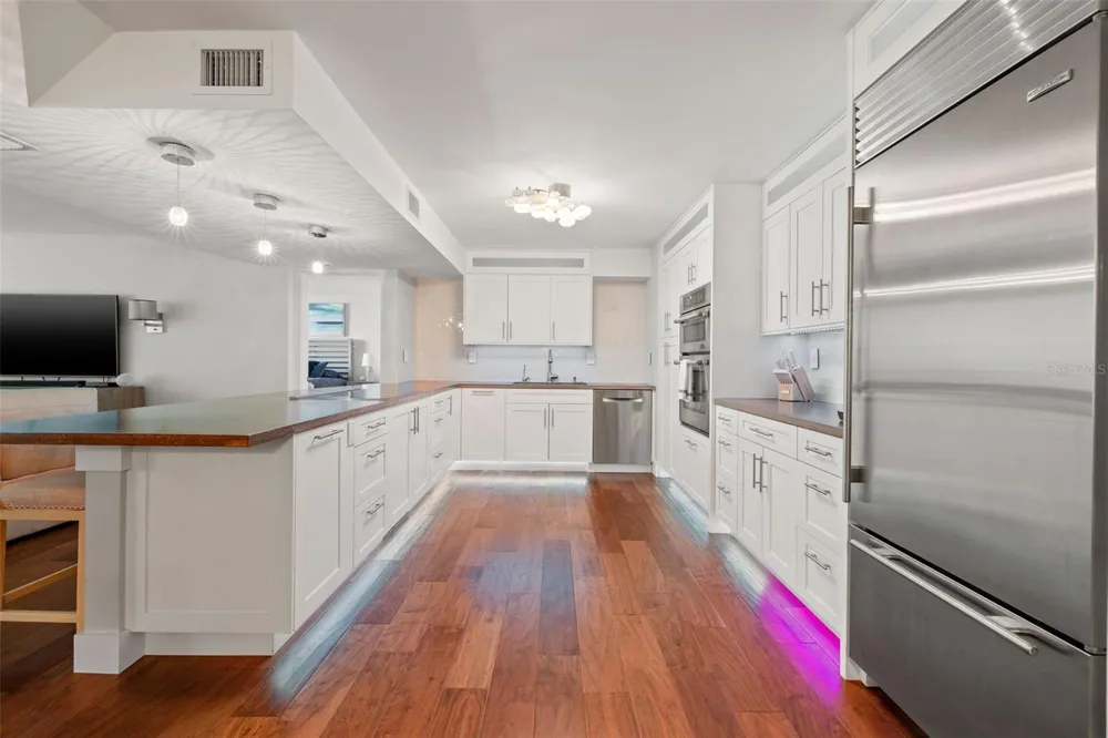 500 TREASURE ISLAND CAUSEWAY #308 Treasure Island, FL 33706