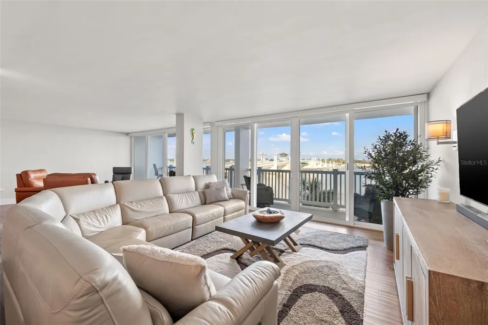 500 TREASURE ISLAND CAUSEWAY #308 Treasure Island, FL 33706