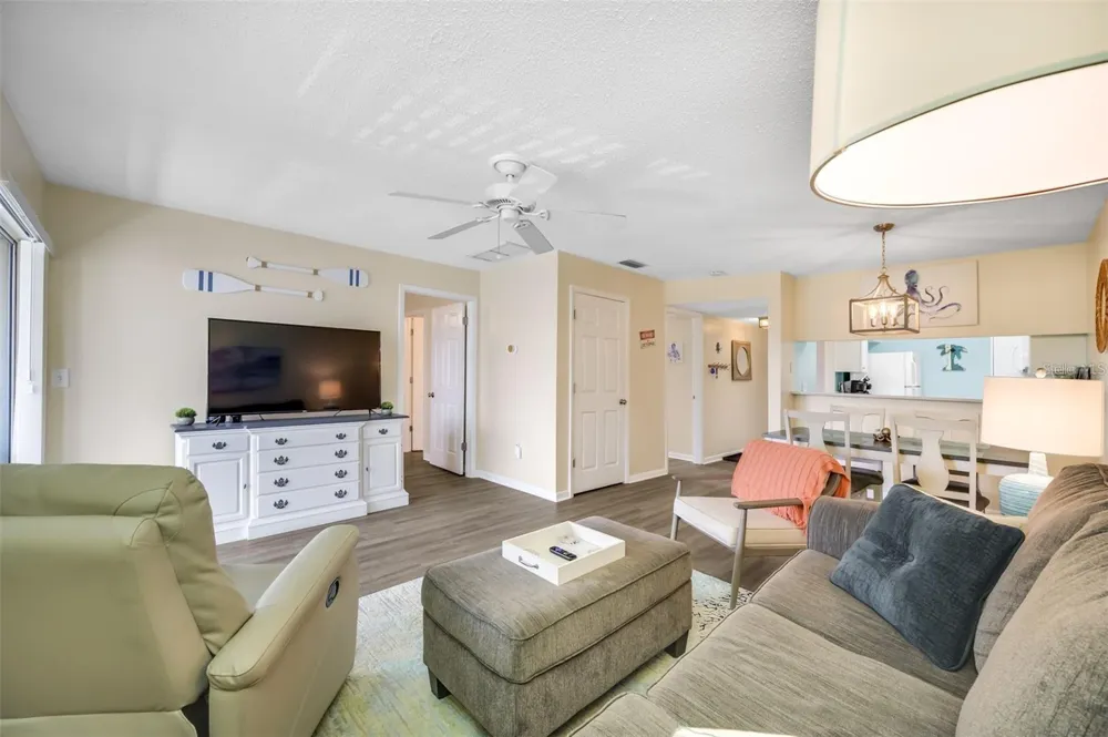 260 MEDALLION BOULEVARD #F Madeira Beach, FL 33708