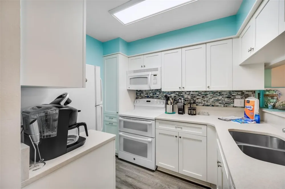260 MEDALLION BOULEVARD #F Madeira Beach, FL 33708
