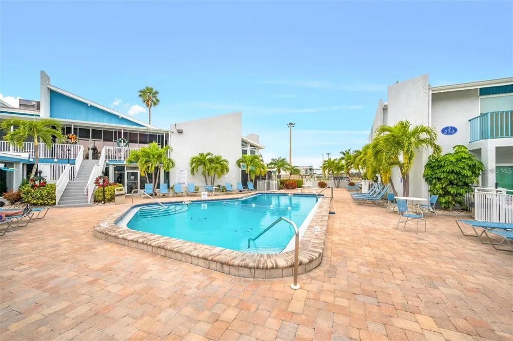 260 MEDALLION BOULEVARD #F Madeira Beach, FL 33708