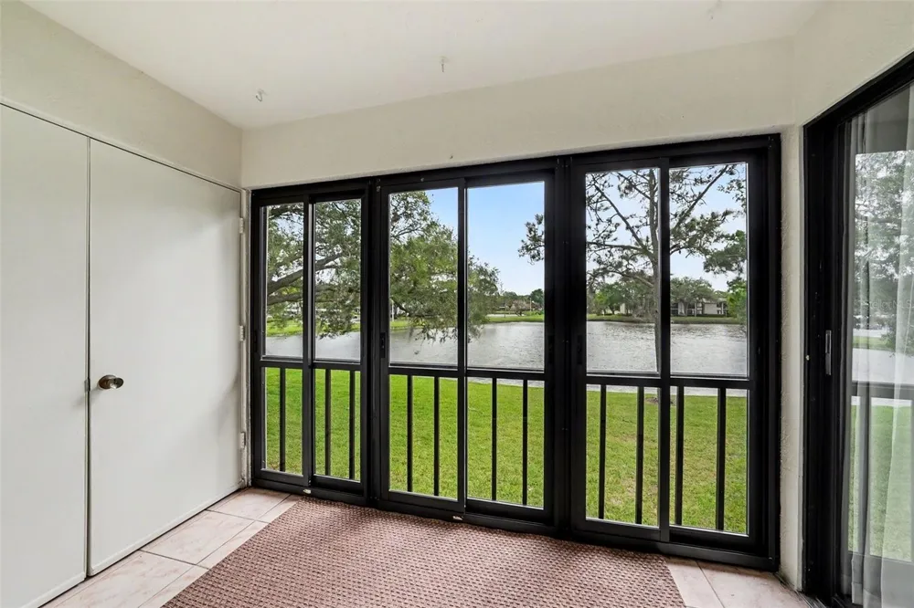 172 LAKEVIEW WAY #172 Oldsmar, FL 34677