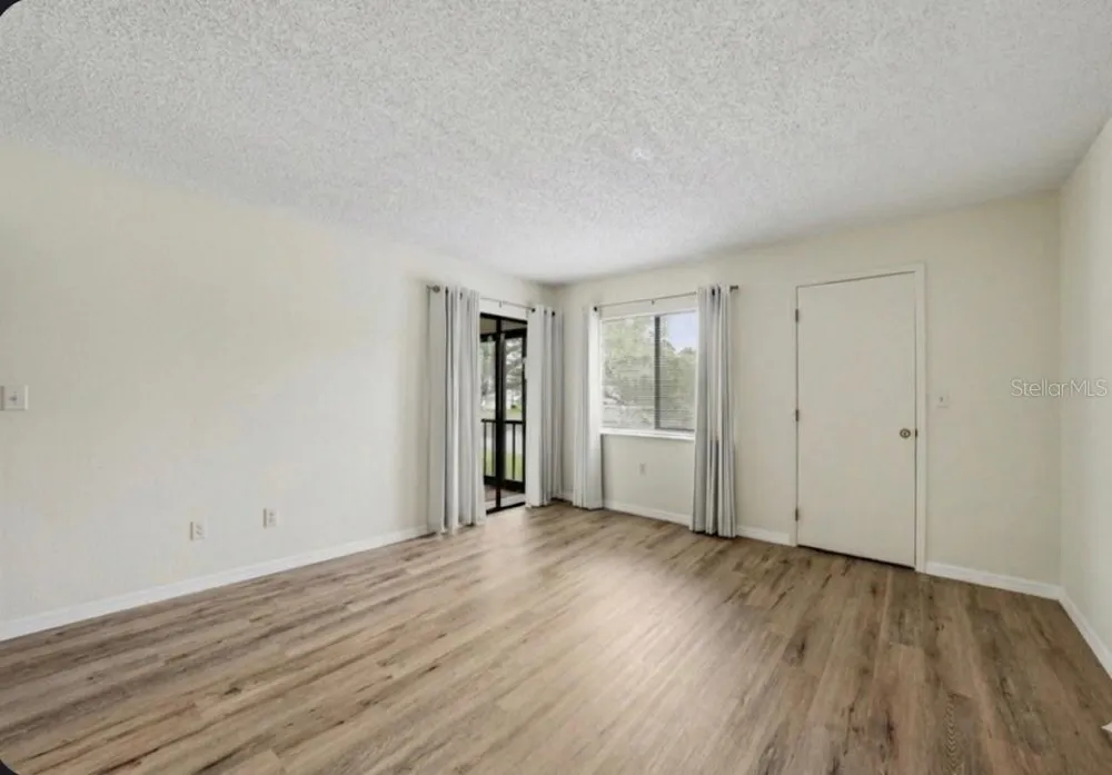 172 LAKEVIEW WAY #172 Oldsmar, FL 34677