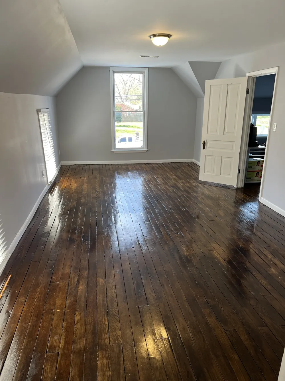 201 Pleasant St Mount Pleasant, TN 38474
