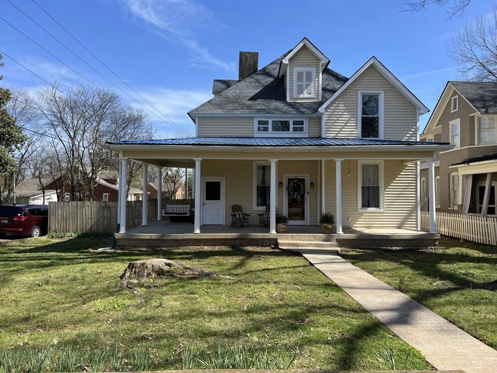 201 Pleasant St Mount Pleasant, TN 38474