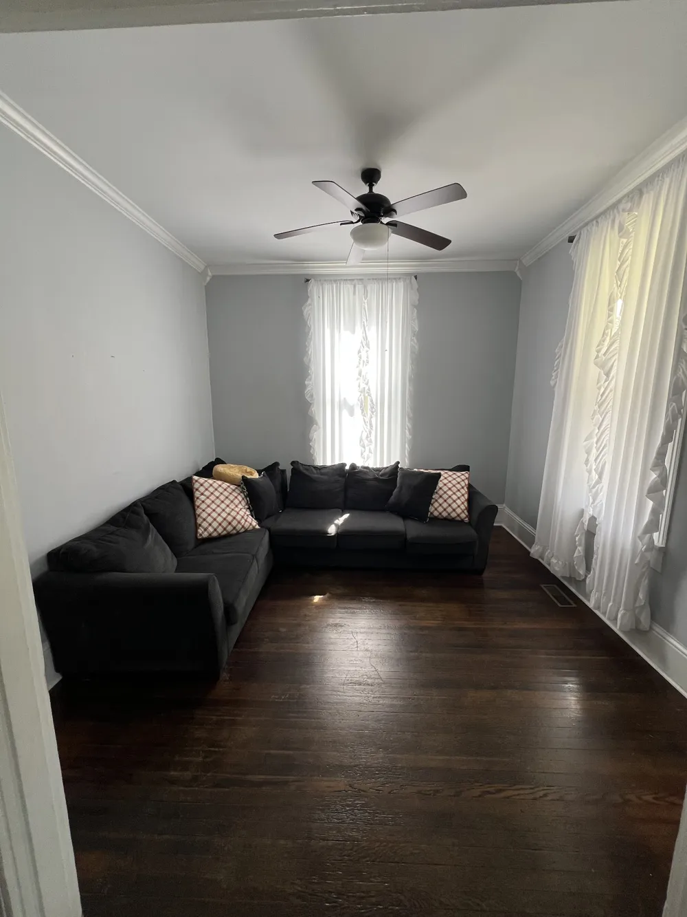 201 Pleasant St Mount Pleasant, TN 38474