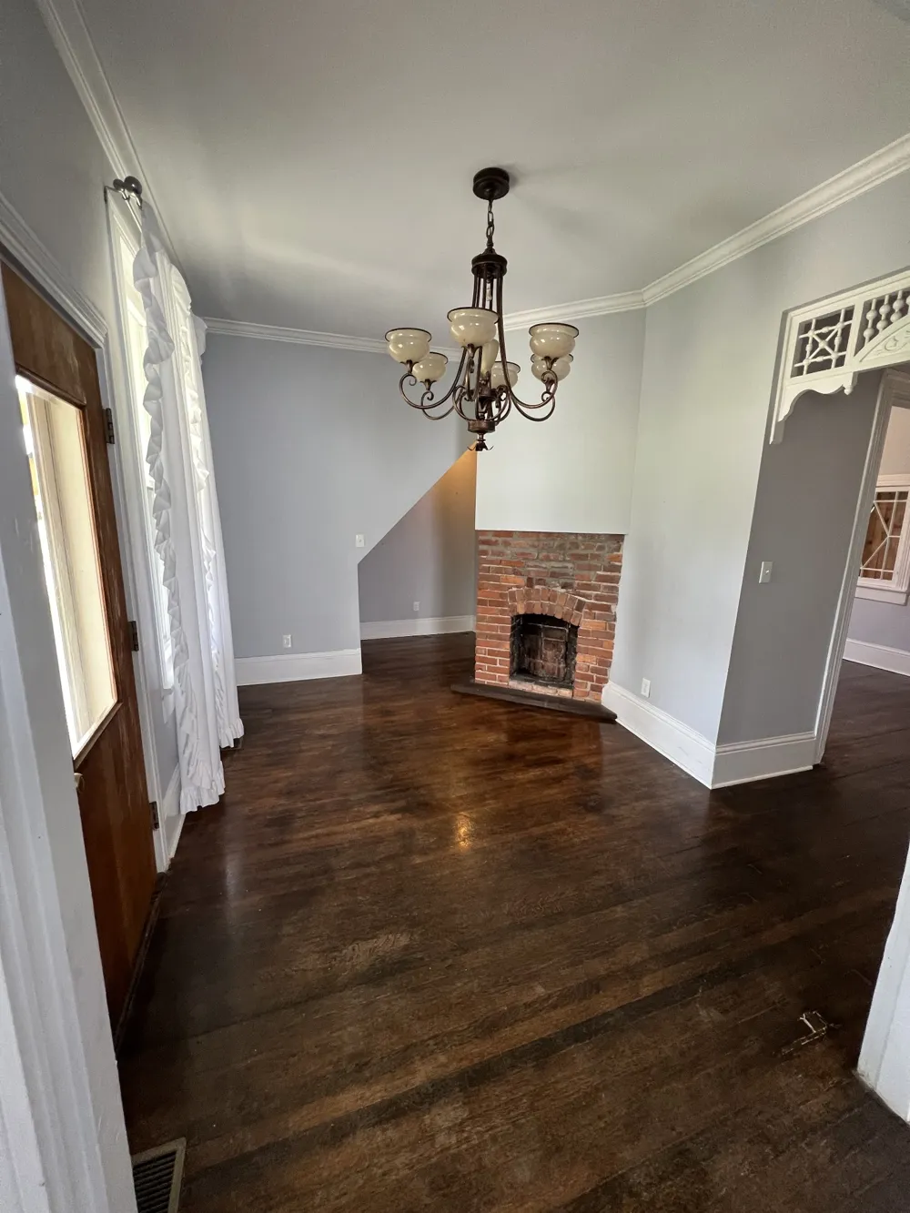 201 Pleasant St Mount Pleasant, TN 38474