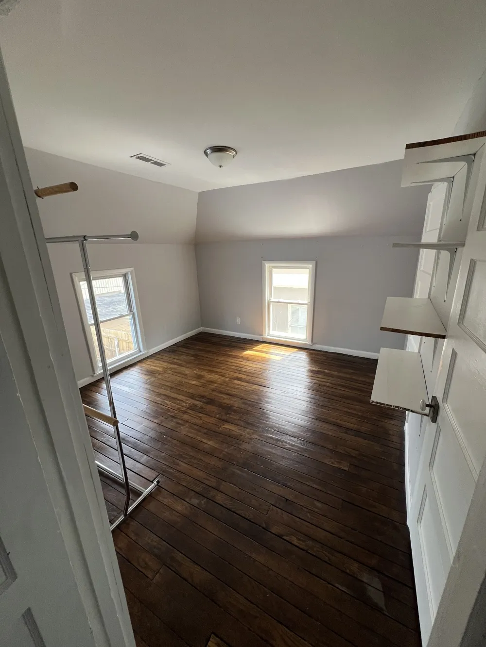 201 Pleasant St Mount Pleasant, TN 38474