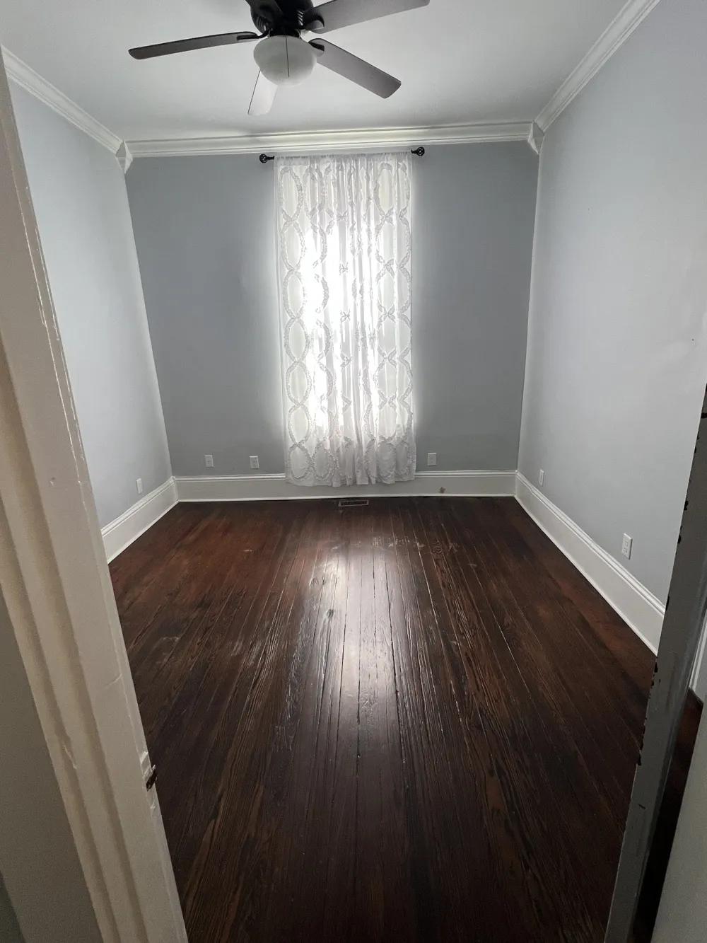 201 Pleasant St Mount Pleasant, TN 38474