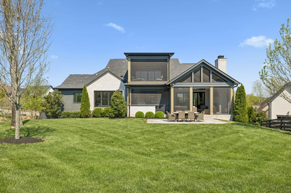 7066 Lanceleaf Dr College Grove, TN 37046