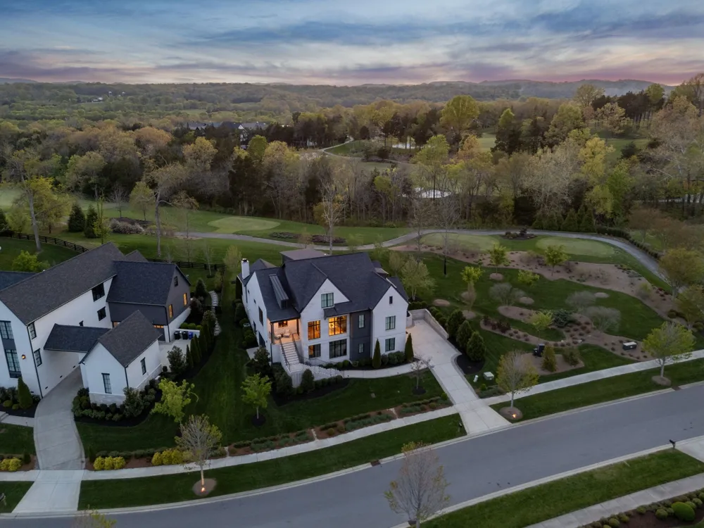 7066 Lanceleaf Dr College Grove, TN 37046