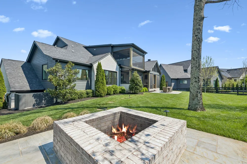 7066 Lanceleaf Dr College Grove, TN 37046