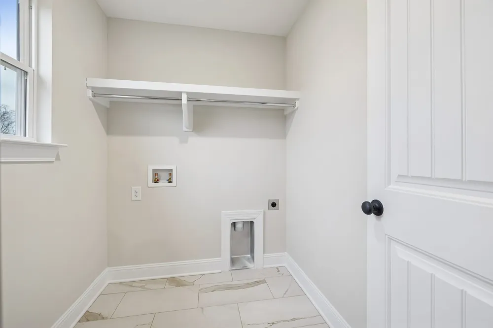1035 Landing Lane Adams, TN 37010